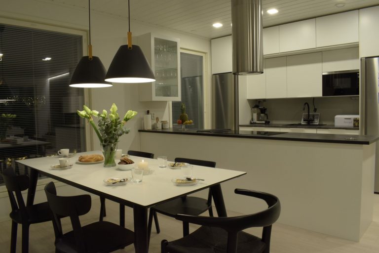 Lentolehtooh-k1900px